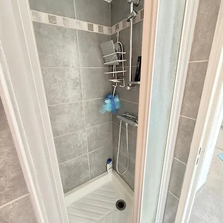 Terrasse 3eme Etage, Climatisation Coeur De Nice